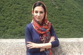 Laleh Saati se converteu do islamismo para o cristianismo. (Foto: Facebook)