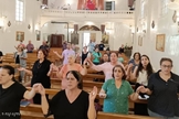 A Capuchin Church of Jesus the King se tornou abrigo para famílias. (Foto: Facebook/كنيسة يسوع الملك، للآباء الكبوشيين-اللاتين السويداء.سورية.).