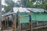 Casa de família cristã foi destruída pela violência que se seguiu à queda do governo em 2024. (Foto: Portas Abertas)