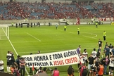 A equipe comemorou a subida para a divisão C glorificando ao Senhor. (Foto: Instagram/Santa Cruz Futebol Clube).