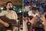 Allan ministrando o Evangelho no bar. (Foto: Reprodução/Instagram/Allan Machado)