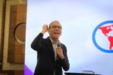 O pastor Marco Barrientos alertou sobre as consequências espirituais do estrelato. (Foto: Facebook/Coicom).