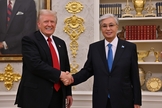  Presidente do Cazaquistão com Trump na Casa Branca. (Foto: Press Office of the President of Kazakhstan/Divulgação)
