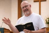O pastor Terry Larsen. (Foto: Reprodução/Facebook/Terry Larsen)