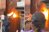 Vândalos tentam atear fogo à porta de igreja em Querétaro. (Captura de tela/Instagram/eltoro.tv)