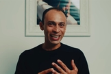 Léo Batalha foi curado por Deus. (Foto: Reprodução/YouTube/Poder de Deus).