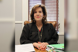 A juíza Dianne Hensley durante entrevista em seu gabinete no Texas. (Foto: First Liberty)