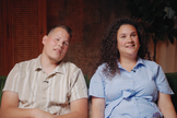 Rütger e Tamar Genser. (Foto: Reprodução/YouTube/River Church Nederland) 