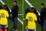 Jackson Martínez orando em campo. (Foto: Reprodução/Instagram/Ballers In God) 
