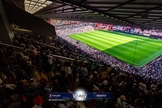 Uma multidão lotou o estádio para buscar a Deus na Inglaterra. (Foto: Instagram/streamsofjoyinternational).