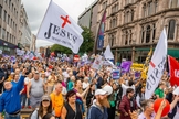 A Marcha para Jesus na Irlanda percorreu diferentes pontos da capital irlandesa. (Foto: Reprodução/March for Jesus)