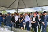 Cerimônia no Cemitério Israelita do Embu, em São Paulo, homenageia as vítimas do massacre de 7 de Outubro em Israel. (Foto: Silas Anastácio)
