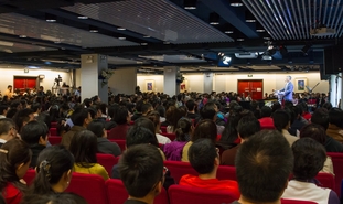 A nova lei restringe ainda mais a liberdade religiosa na China. (Foto: St. Charles Institute).