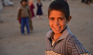 A Heart4Iran usa a internet para evangelizar crianças vítimas de exploração infantil. (Foto: Flickr/EC/ECHO/Pierre Prakash).