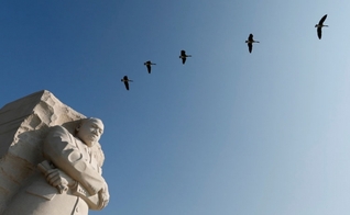 Estátua de gesso, em homenagem a Martin Luther King Jr.