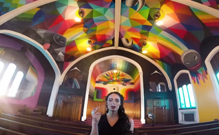 O grupo se baseou nos modelos do cristianismo para criar sua própria crença. (Foto: Reprodução/YouTube)