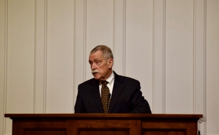 Joseph A. Pipa Jr. diz que as nações e a Igreja estão sendo refinadas por Deus. (Foto: Greenville Presbyterian Theological Seminary)