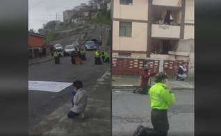Policiais e civis ajoelhados em oração nas ruas de Quito, capital do Equador. (Foto: Reprodução/Facebook)