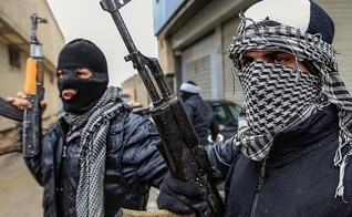 Terroristas em Aleppo, Síria. (Foto: Freedom House / CC-BY-2.0)