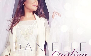 Novo CD de Danielle Cristina é enviado para a fábrica