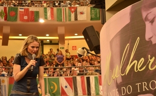 Bianca Toledo: "Para que Jesus seja o nosso Senhor, não basta crermos nEle"
