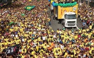 Marcha para Jesus move milhares de pessoas em São Paulo
