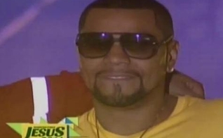 Cantando sucessos do gospel, Naldo Benny e Péricles participam da Marcha para Jesus