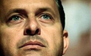 Feliciano critica "piadas" relacionadas à morte de Eduardo Campos: "Bizarro"