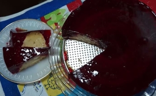 pudim dentro da gelatina