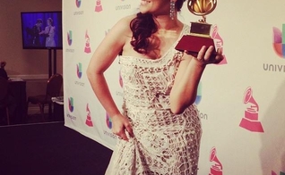 Aline Barros é premiada na categoria "Melhor Álbum de Música Cristã", do Grammy Latino 2014