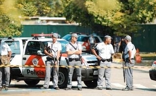 Segundo moradores, Toque de Recolher teria sido anunciado por homens armados, na zona norte de SP