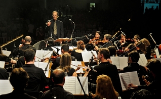 Espetáculo Nataleluia cerca de 12 mil espectadores na edição de 2014, em Curitiba (PR)