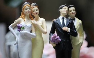 Temendo aprovação do casamento gay, municípios deixam de oficializar uniões em seus tribunais 