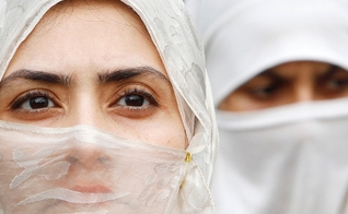 As conversões e casamentos forçados são comuns no Paquistão, mas são ignoradas pelas autoridades policiais e civis.