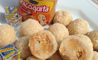 Brigadeiro de Dadinho com recheio de Paçoquita Cremosa 