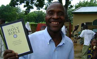 Bíblias entregues no Norte da África