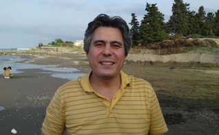 O pastor Behnam Irani, de 43 anos, foi preso por suas atividades em uma igreja evangélica em Karajr, no Irã.