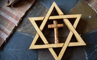 O grupo Judeus por Jesus faz ações inovadoras para pregar a mensagem de Jesus Cristo aos judeus. (Foto: Jewish News)