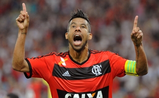 Jogador Léo Moura