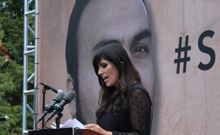Naghmeh Abedini tem batalhado pela soltura de seu marido, Pr. Saeed, que está preso injustamente desde 2012, no Irã.