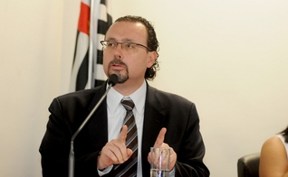 Carlos Bezerra Jr