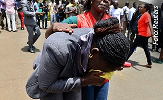 Parente de vítima no ataque no Quênia