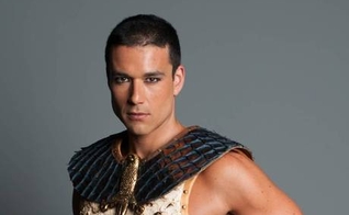 Sergio Marone como Ramsés