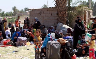 Moradores que fugiram de Ramadi