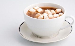 Café com marshmallow