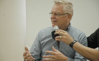 Randy Clark durante entrevista exclusiva ao Guiame. (Foto: Guiame/ Marcos Paulo Corrêa)
