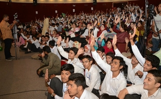 Mais de 500 estudantes muçulmanos de todo o país fizeram um juramento onde prometeram chamar os cristãos de Masihi - Povo do Messias. (Foto: World Watch Monitor)
