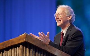 John Piper é pastor, escritor e chanceler do Seminário Bethlehem, de Minnesota (EUA). (Foto: Desiring God)