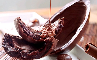 É importante que os principais ingredientes do chocolate sejam cacau e a manteiga de cacau. (Foto: Reprodução)