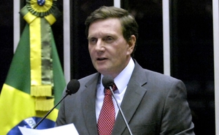 Marcelo Crivella é senador pelo PRB - RJ e bispo licenciado da Igreja Universal do Reino de Deus. (Foto: PRB)